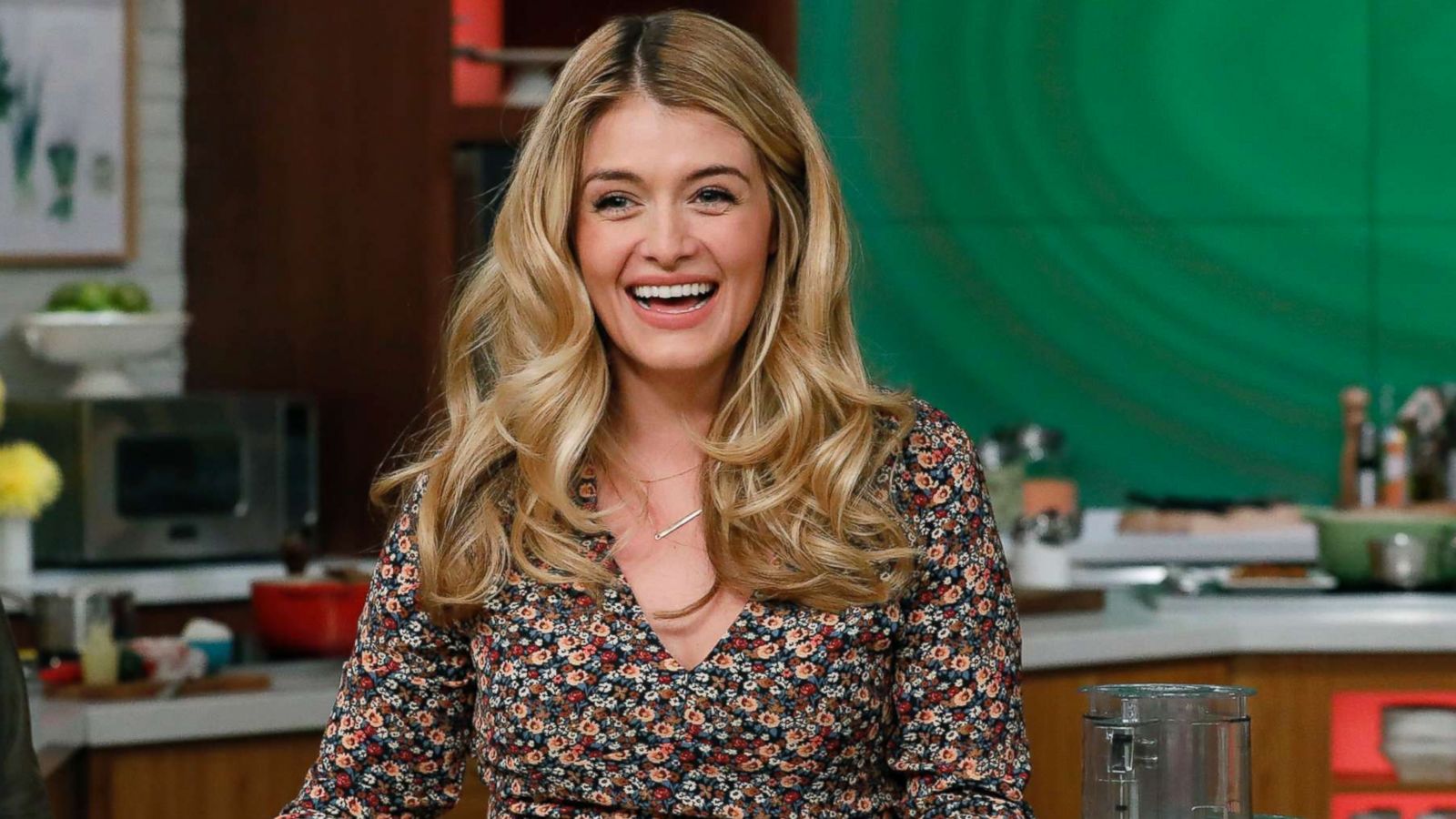 PHOTO: Daphne Oz on "The Chew."