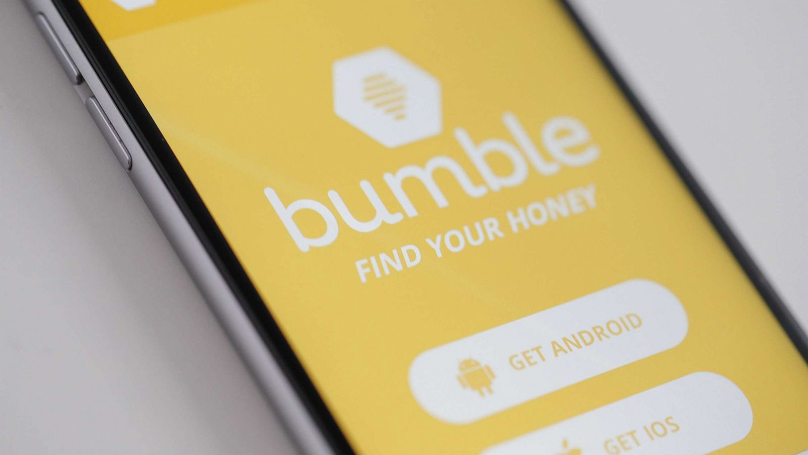 PHOTO: The Bumble app is seen on an iPhone.