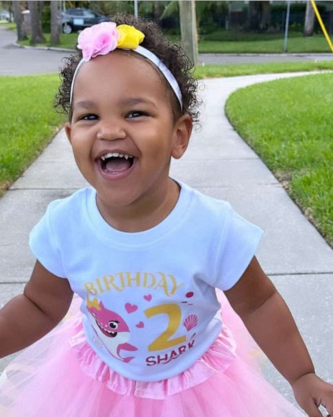 2-year-old daughter of Tampa Bay Bucs' Shaquil Barrett drowns in family  pool 