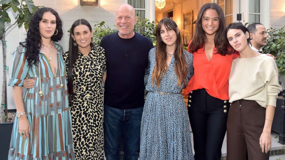 PHOTO: Rumer Willis, Demi Moore, Bruce Willis, Scout Willis, Emma Heming Willis and Tallulah Willis attend Demi Moore's 'Inside Out' Book Party on Sept. 23, 2019 in Los Angeles.