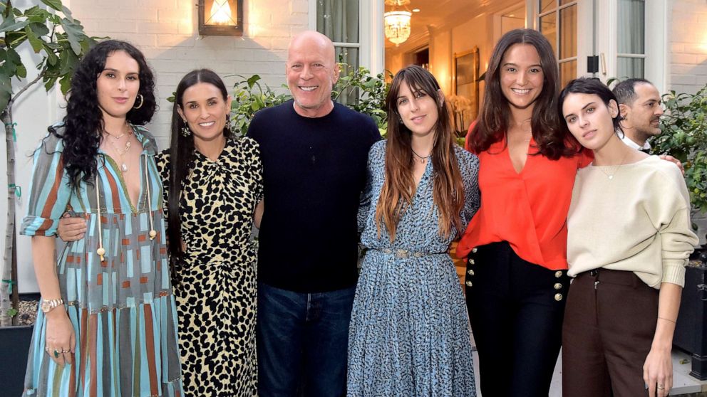 PHOTO: Rumer Willis, Demi Moore, Bruce Willis, Scout Willis, Emma Heming Willis and Tallulah Willis attend Demi Moore's 'Inside Out' Book Party, Sept. 23, 2019, in Los Angeles.