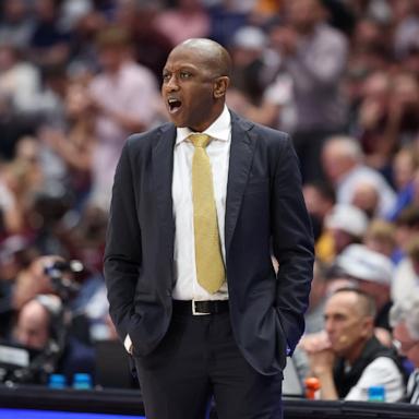 PHOTO: Dennis Gates the head coach of the Missouri Tigers gives instructions to his team in the game against the Mississippi Sate Bulldogs at Bridgestone Arena on March 12, 2025 in Nashville, Tennessee.