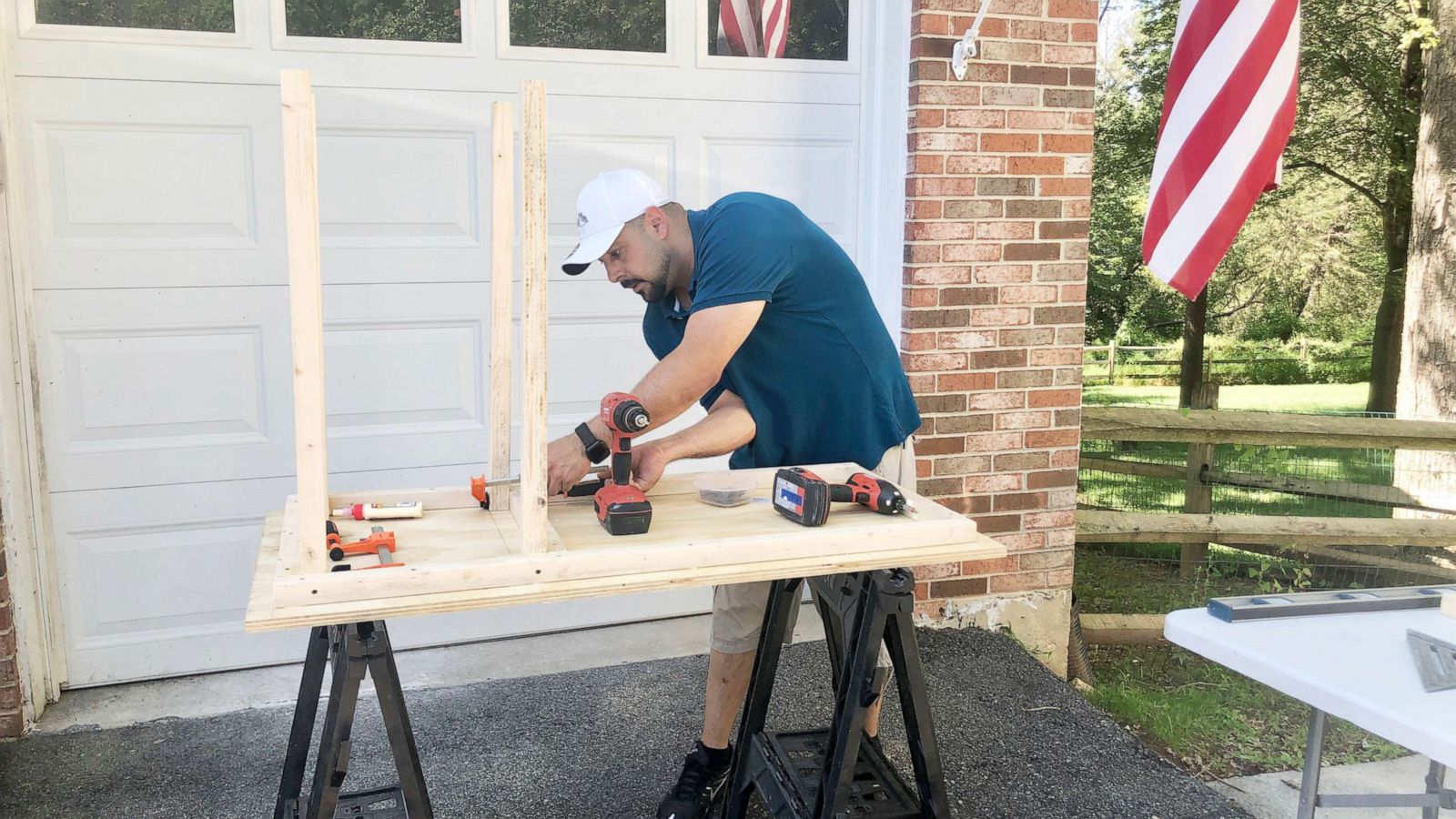 Desk shortage forces parents, students to get creative at home