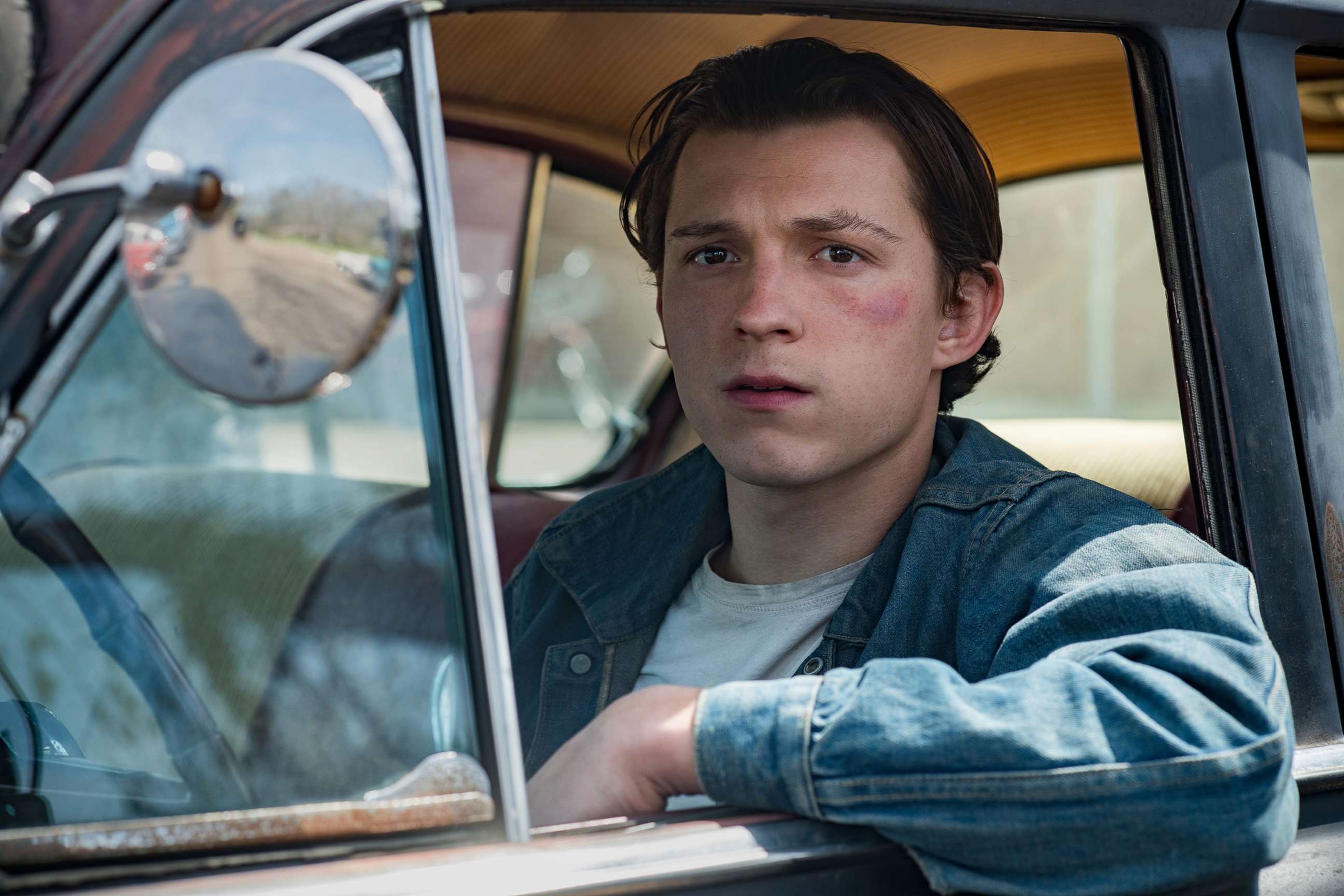 PHOTO: Tom Holland stars in the 2020 Netflix film, "The Devil All The Time."