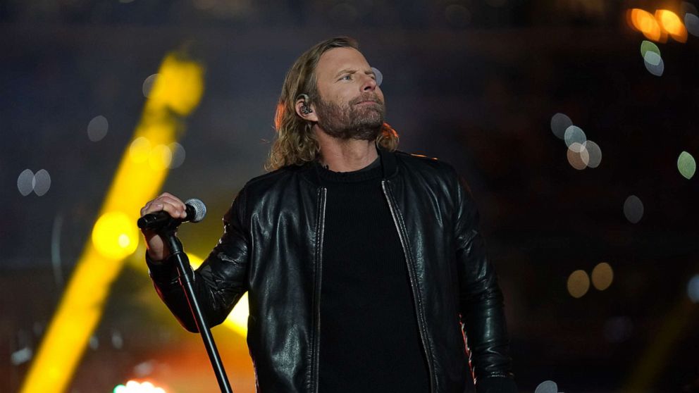 VIDEO: Dierks Bentley and Elle King to make hosting debuts at 19th annual CMA Fest