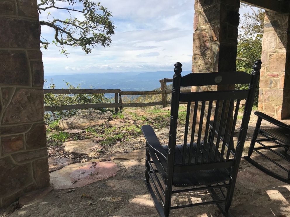 PHOTO: Here's how the 'Dirty Dancing' resort looks today and Mountain Lake Lodge, the backdrop for many scenes in the 1987 movie 'Dirty Dancing.' offers theme weekends.