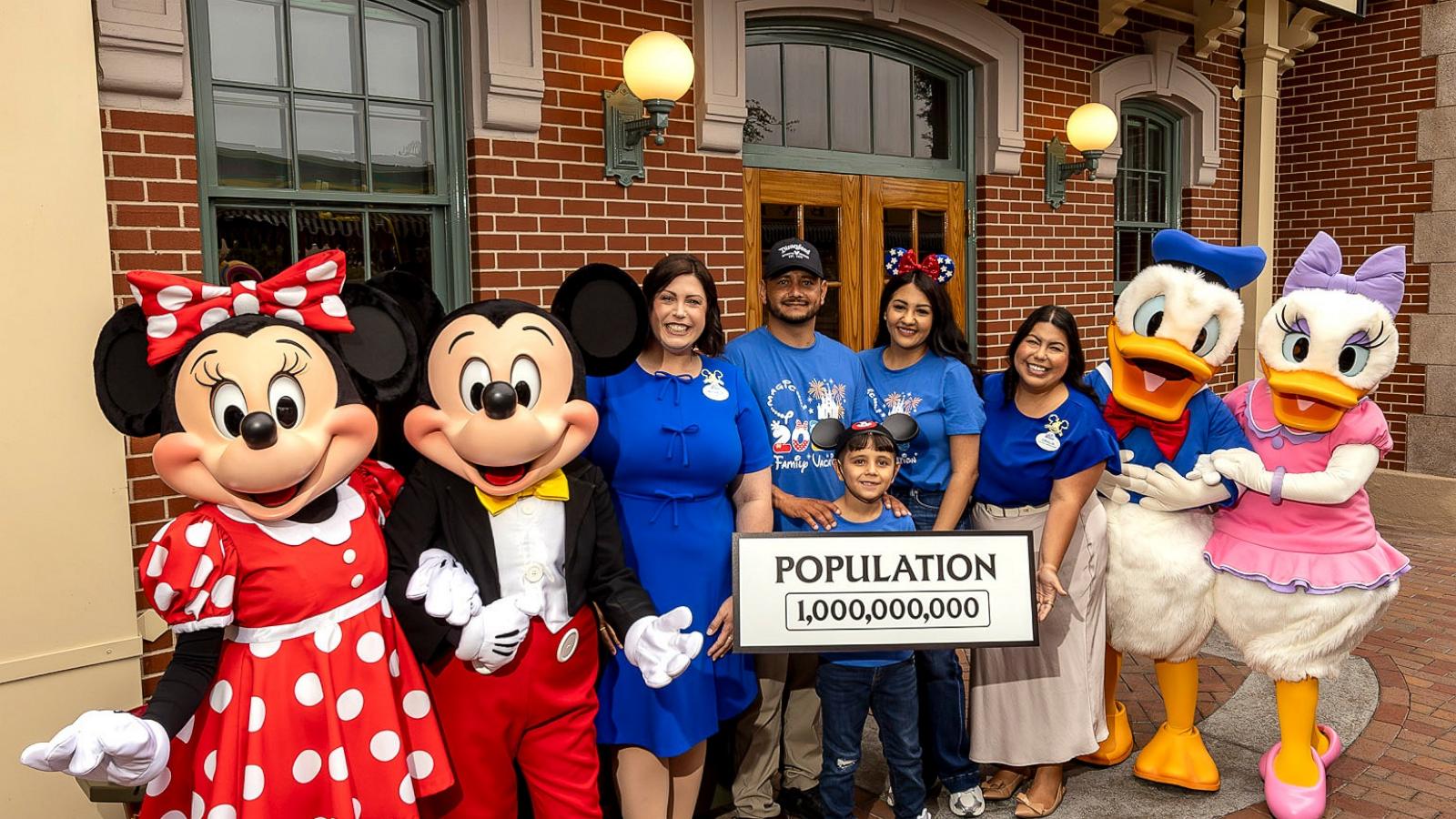 PHOTO: Disneyland Resort Celebrates Historic Milestone – One Billionth Guest