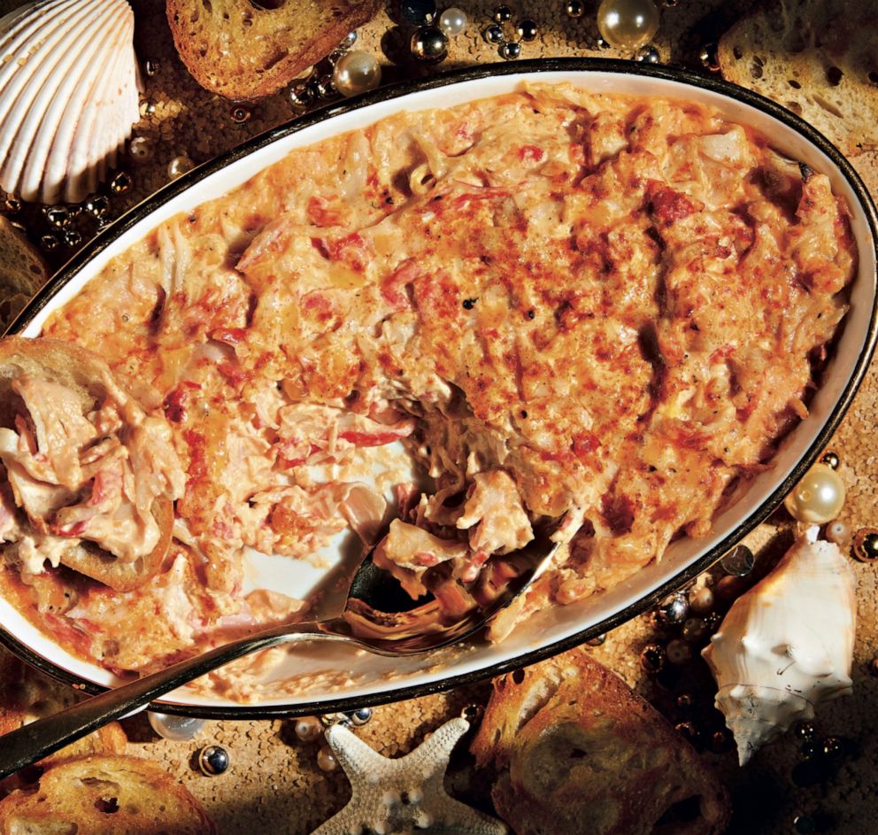 PHOTO: Crabulous crab dip from the new "Disney Villains: Devilishly Delicious Cookbook."