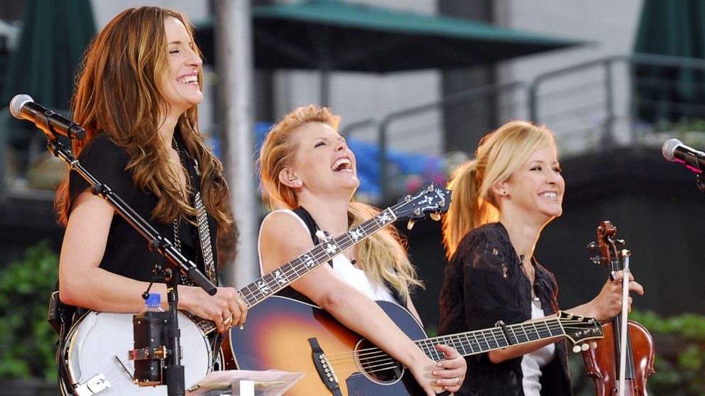 VIDEO: Dixie Chicks reveal new album in the works