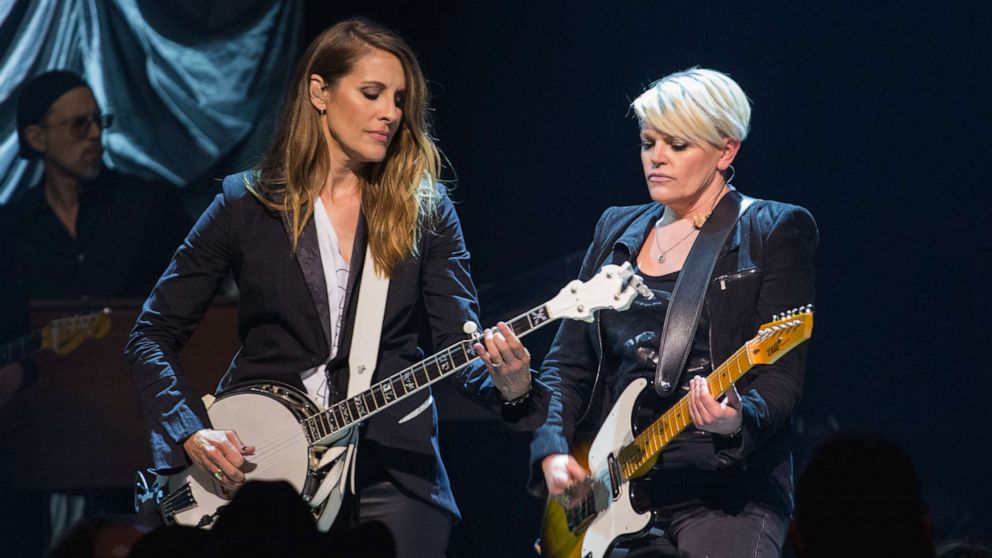 VIDEO: Dixie Chicks reveal new album in the works