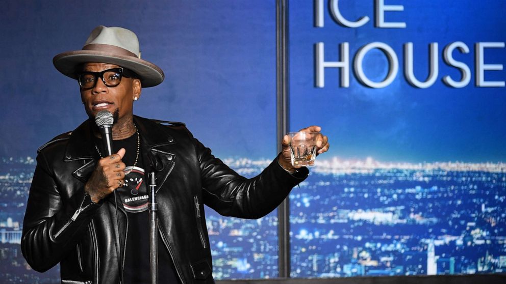 VIDEO: Comedian DL Hughley collapses during performance at Nashville nightclub