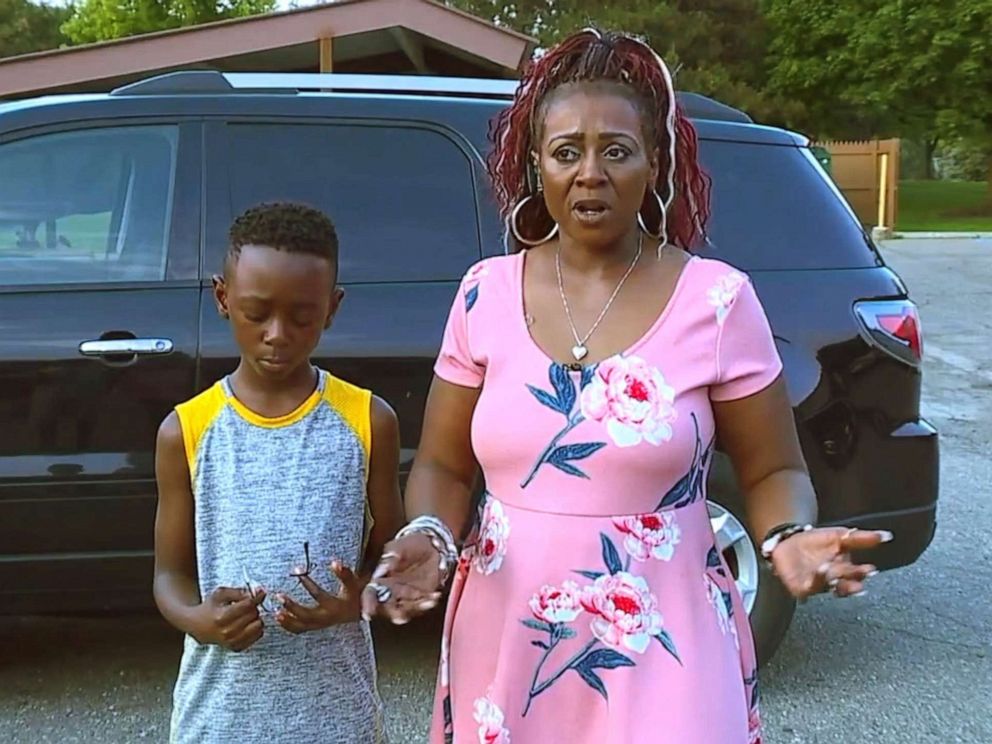 PHOTO: Cameishi Lindley speaks to ABC station WXYZ-TV in Detroit alongside her 10-year-old son Bryce.