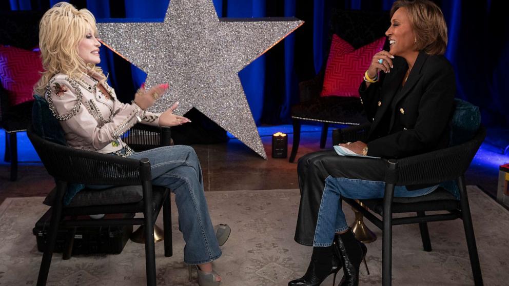 PHOTO: Dolly Parton and Robin Roberts appear in this image from their interview together.