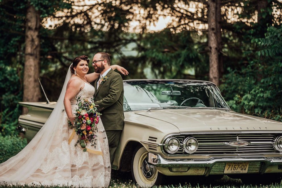 PHOTO: Rachel Borwegen and Andrew Jaworski wed in June in Belvidere, New Jersey. The party, photographed by Abigail Gingerale photography, included 90 guests and a drive-in movie during COVID-19.