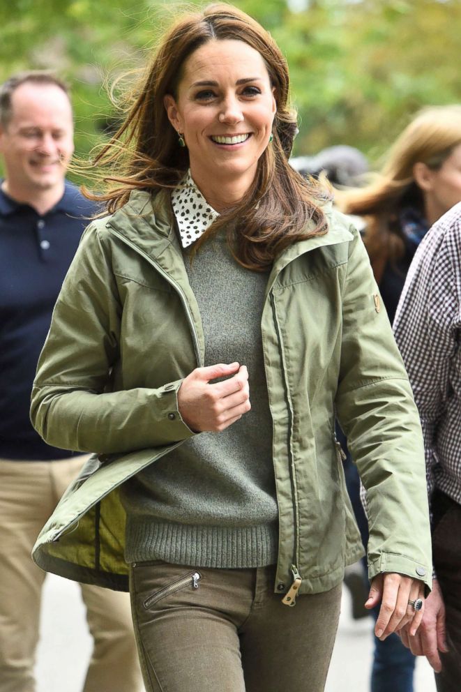 PHOTO: Kate, Duchess of Cambridge, arrives at the Sayers Croft Forest School and Wildlife Garden at Paddington Recreation Ground, London, Oct. 2, 2018.