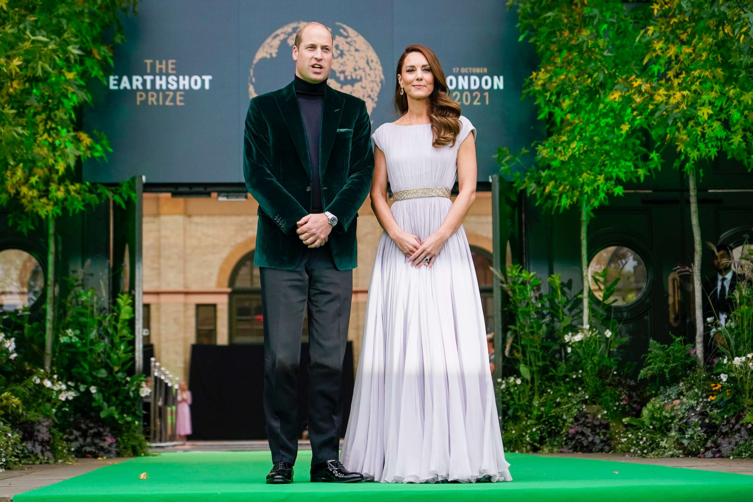PHOTO: Britain's Prince William and Kate, Duchess of Cambridge attend the first ever Earthshot Prize Awards Ceremony at Alexandra Palace in London, Oct. 17, 2021.