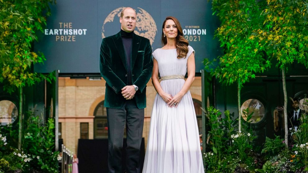 PHOTO: Britain's Prince William and Kate, Duchess of Cambridge attend the first ever Earthshot Prize Awards Ceremony at Alexandra Palace in London, Oct. 17, 2021.