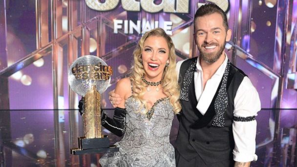 Dancing With The Stars Winners Kaitlyn Bristowe And Artem Chigvintsev Reflect On Season And Bachelorette Streak Gma