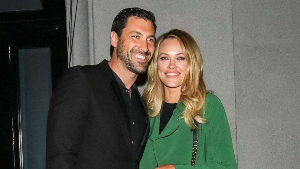 PHOTO: Peta Murgatroyd and Maksim Chmerkovskiy pose together in Los Angeles, Feb. 14, 2018.