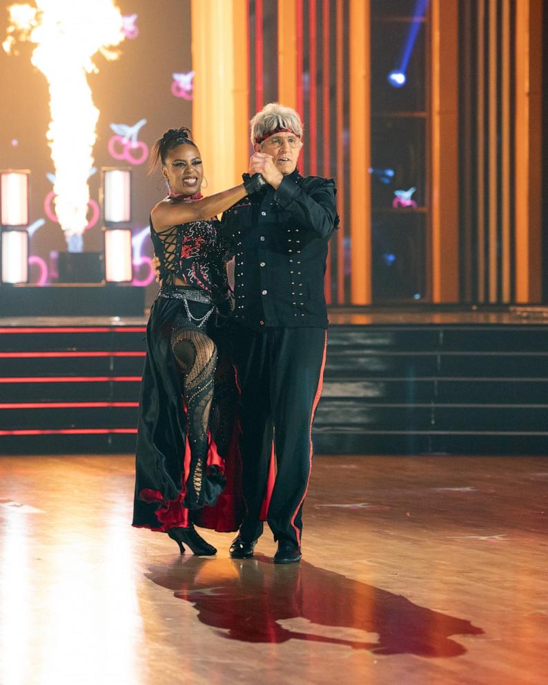 PHOTO: Eric Roberts and Britt Stewart on "Dancing with the Stars" season 33.