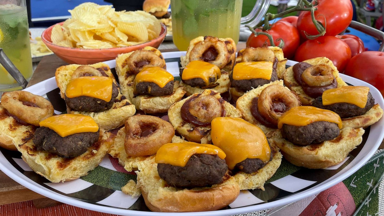 PHOTO: Chef Eddie Jackson drops by to cook up some delicious sliders just in time for football season.