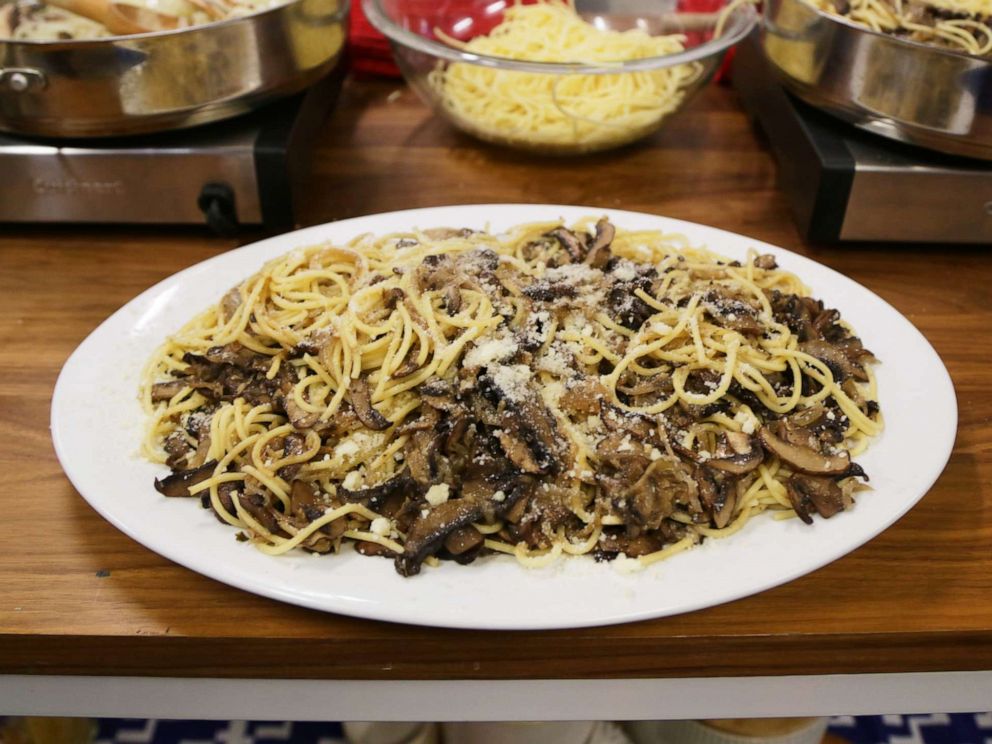 PHOTO: Supermarket mushroom spaghetti made by chef Alex Guarnaschelli.