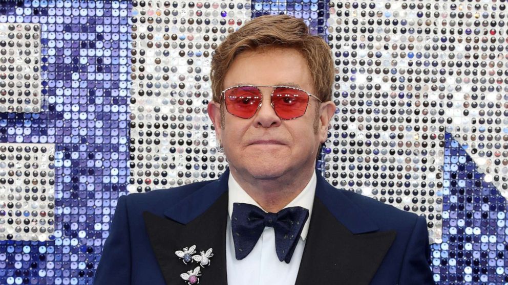VIDEO: Elton John cancels concert due to illness