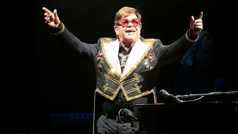 VIDEO: Elton John adds 7 shows to farewell tour