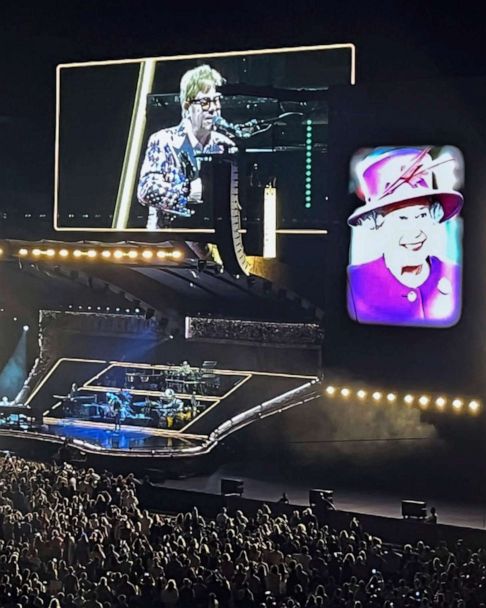 Elton John tribute concert to benefit air museum - Turlock Journal