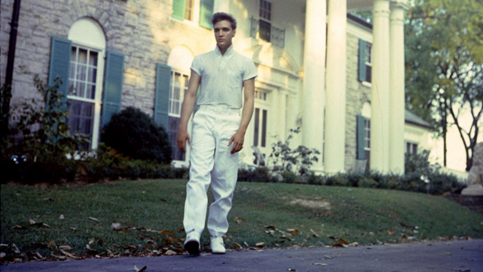 PHOTO: Elvis Presley's Graceland is offering virtual tours for the first time ever.