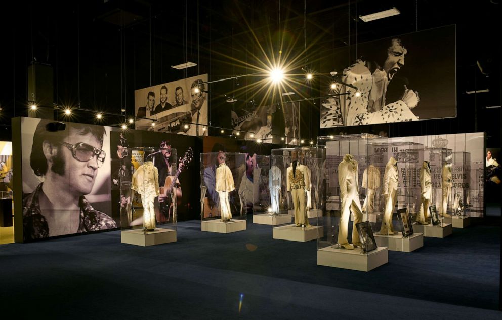 PHOTO: Elvis Presley's Graceland is offering virtual tours for the first time ever.