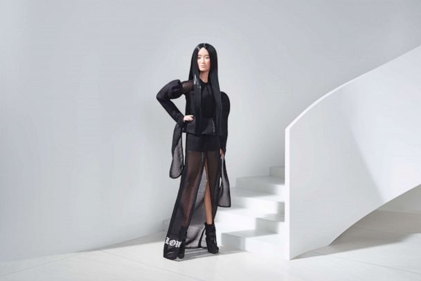 Barbie Creates New Doll Dedicated to Vera Wang