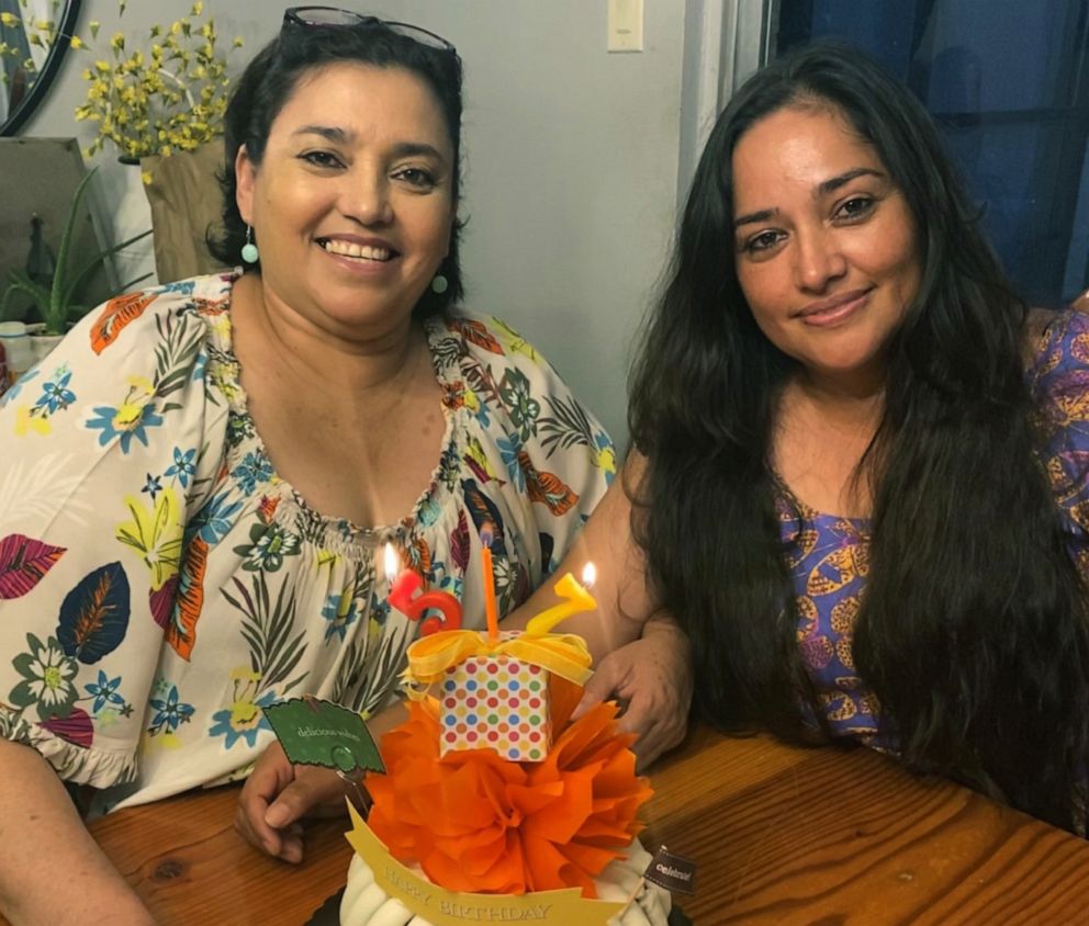 PHOTO: Enriqueta Aragonez, left, who was hospitalized with COVID-19, poses with a family member, Mayra Hernandez.