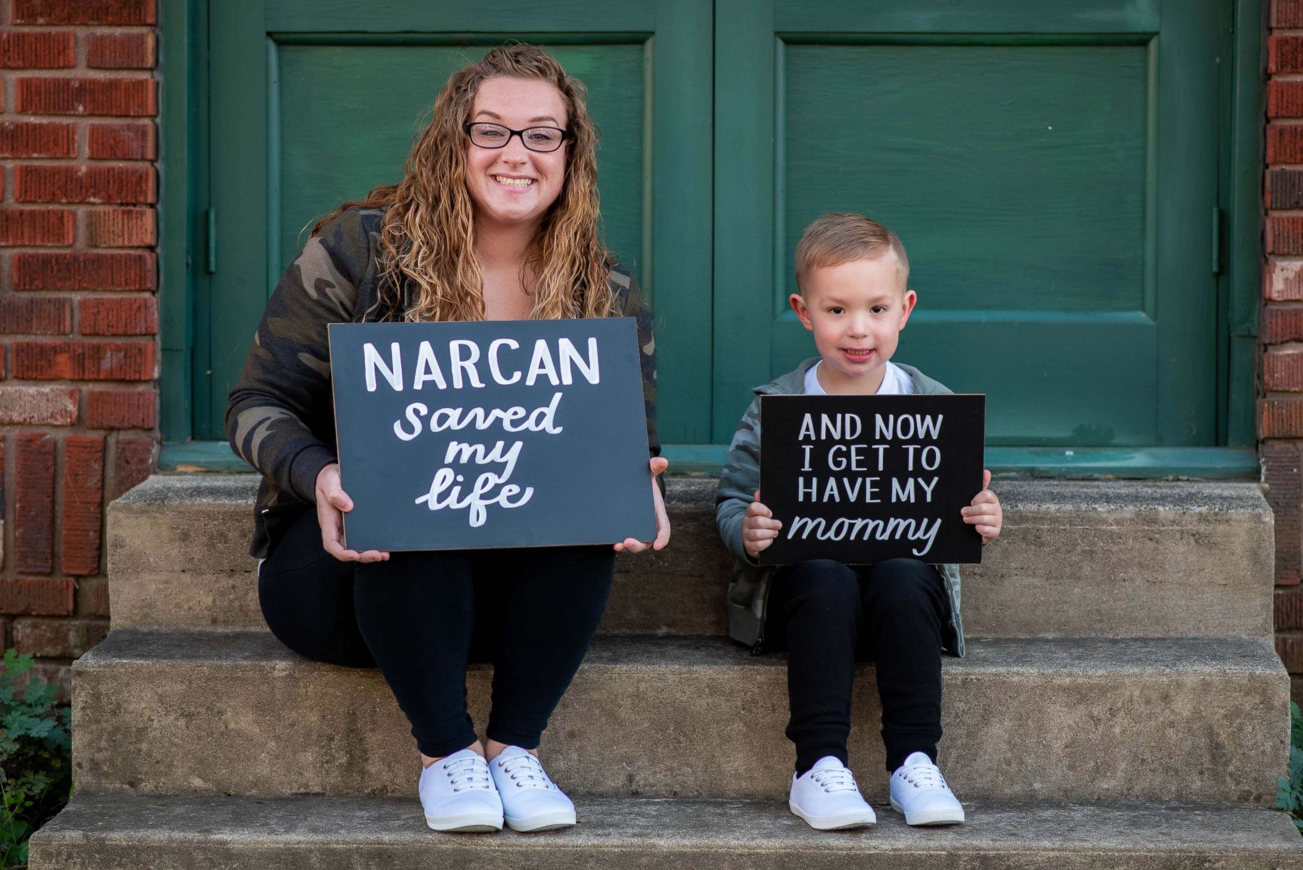 PHOTO: Erika Hurt poses with her 3-year-old son Parker in a photo to celebrate her three-year sobriety anniversary.