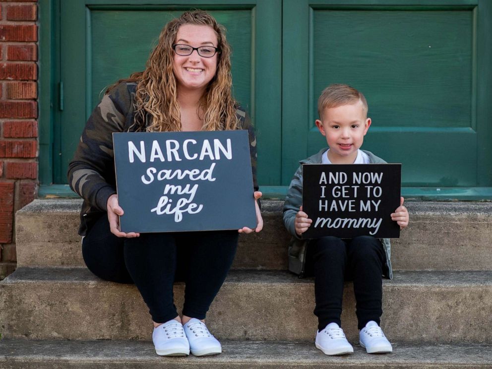 PHOTO: Erika Hurt poses with her 3-year-old son Parker in a photo to celebrate her three-year sobriety anniversary.
