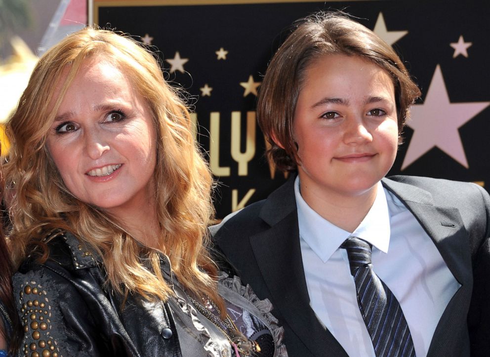 PHOTO: Melissa Etheridge poses with her son Beckett during her Walk of Fame ceremony held at the Hard Rock cafe in Hollywood, Sept. 27, 2011.