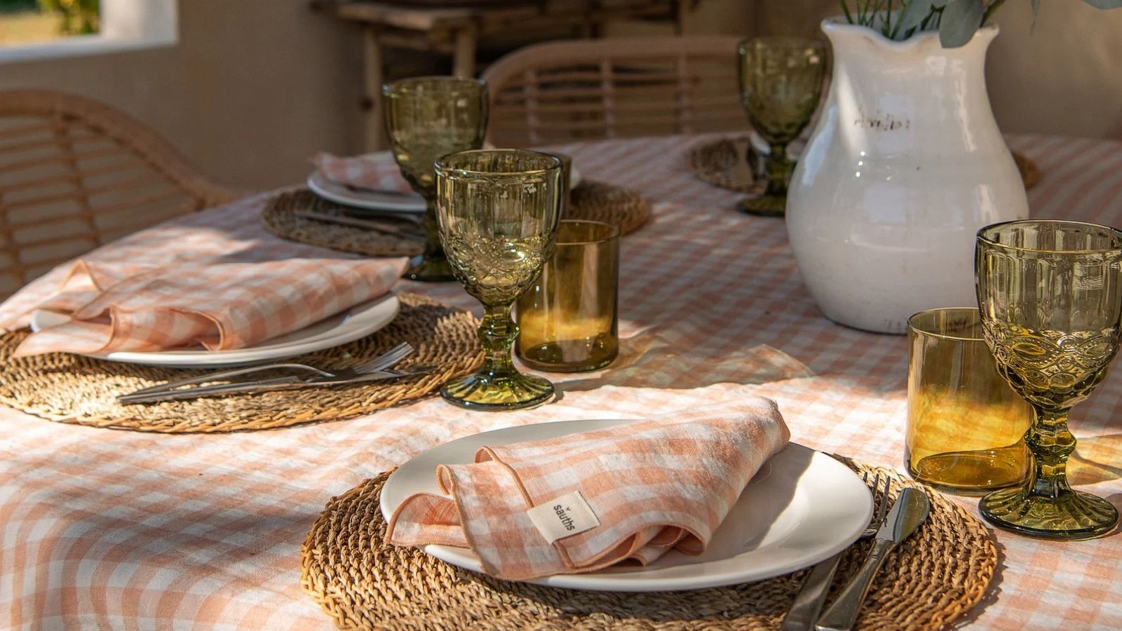 PHOTO: Etsy SAUTHS Napkins in Gingham design