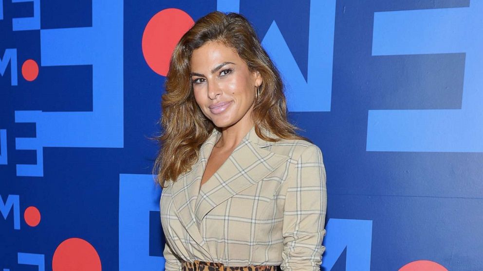 VIDEO: Eva Mendes says 'I just struggle like every other working mother' 
