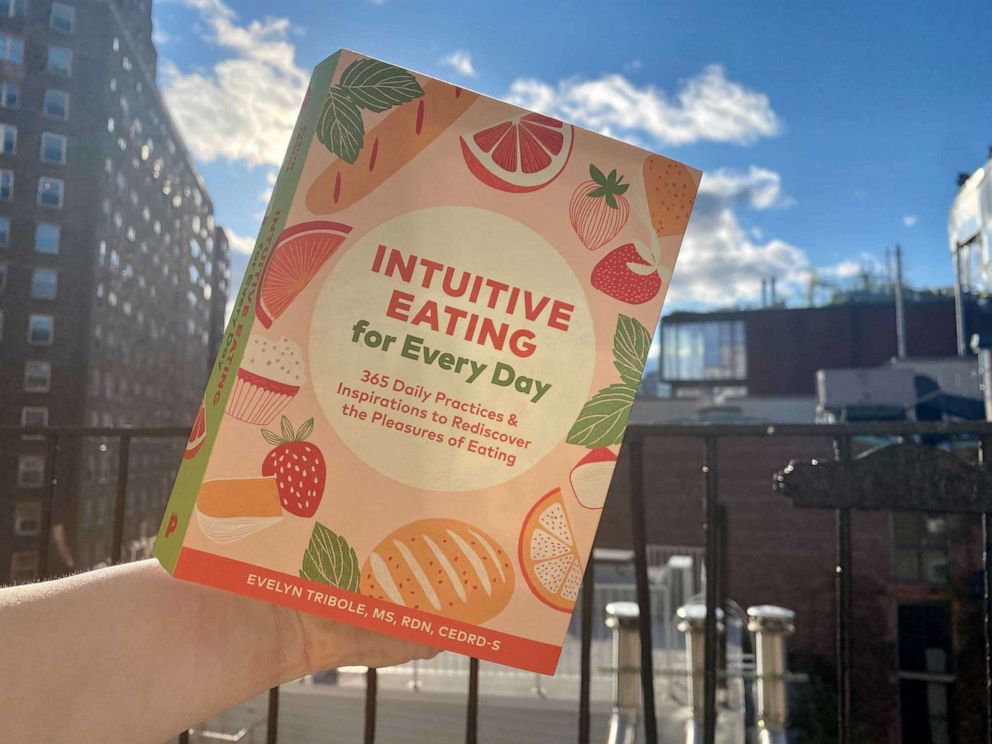 evelyn tribole intuitive eating workbook