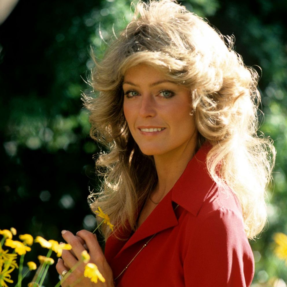 992px x 992px - 'Charlie's Angels' Farrah Fawcett's rise from iconic swimsuit poster to  mega-stardom