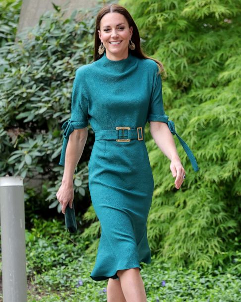 green emerald velvet dress Catherine Mid Dress – Hell Bunny main image 0