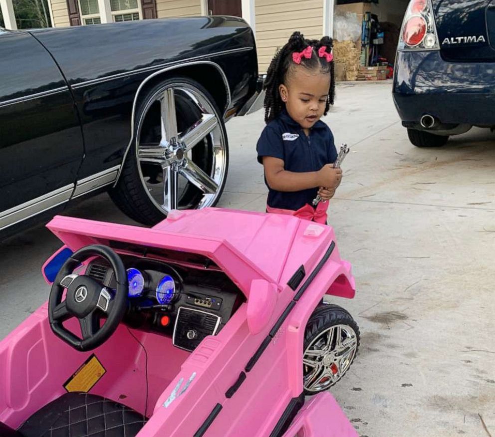 PHOTO: Devante Bennett-Dotson of Anderson, S.C., and his daughter Londyn Bennett-Dotson, 2, have birthdays one day apart.