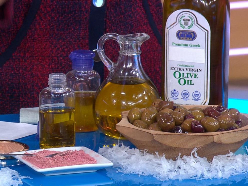PHOTO: Fats like olive oil can be beneficial for healthy hair and skin, according to dermatologist Whitney Bowe.