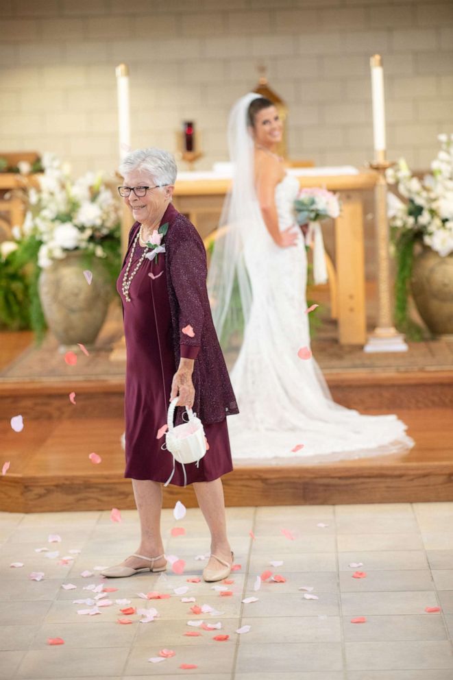 Bride asks 4 grandmas to be flower girls for wedding: 'They were more  excited than my bridesmaids