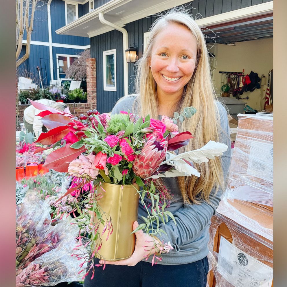 VIDEO: North Carolina mom surprises widows with special flower delivery on Valentine’s Day