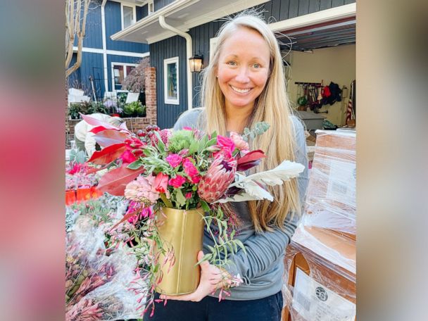 Mom surprises hundreds of widows with flowers each Valentine's Day - Good  Morning America