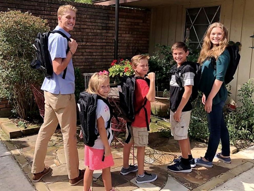 PHOTO: Hunter Beaton, far left, poses with his siblings Holly, 7, Hudson, 10, Halen, 12, and Hailey, 19.