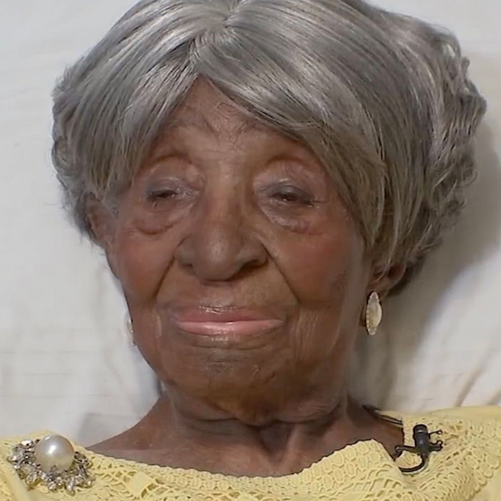 VIDEO: Woman celebrates 114th birthday with 5 generations of family by her side