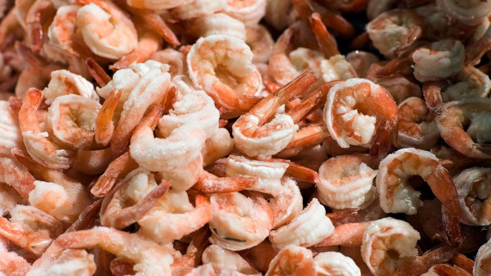 PHOTO: Frozen shrimp are displayed at a grocery store in Chevy Chase, Md., May 18, 2010.