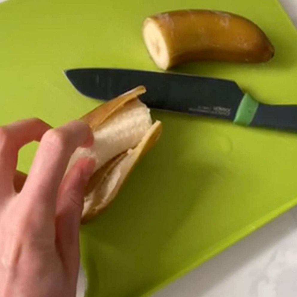 VIDEO: Try this frozen banana hack for speedy smoothie prep